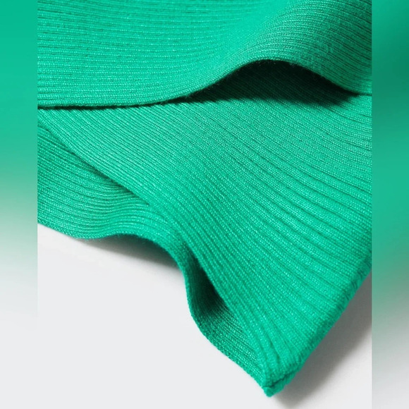 Mango (MNG) Ribbed Green Crop Top - Medium - Picture 4 of 10